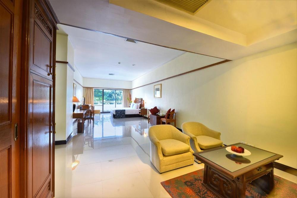 Loei Palace Hotel Exterior foto